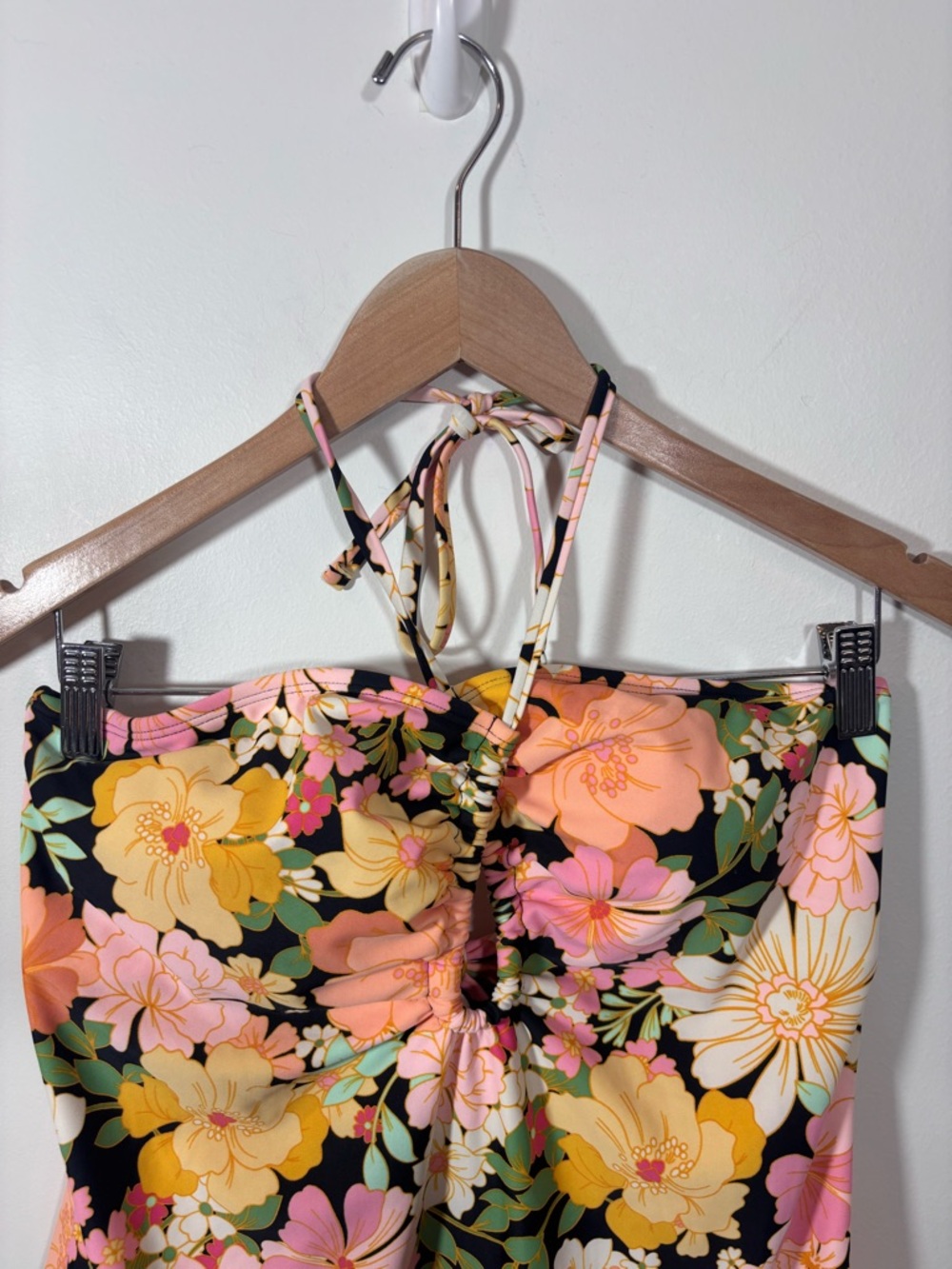 Shade & Shore Halter Keyhole Bandeau One Piece Swimsuit NEW Size Large Floral - Picture 7 of 14